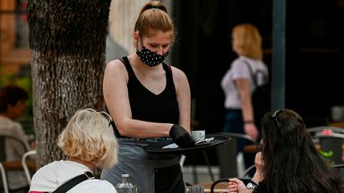 Coronavirus: Η Ελλάδα επιβάλλει απαγόρευση κυκλοφορίας σε μπαρ και εστιατόρια, εν μέσω αυξανόμενων περιπτώσεων coronavirus |  παγκόσμια Νέα Coronavirus: Η Ελλάδα επιβάλλει απαγόρευση κυκλοφορίας σε μπαρ και εστιατόρια, εν μέσω αυξανόμενων περιπτώσεων coronavirus |  παγκόσμια Νέα